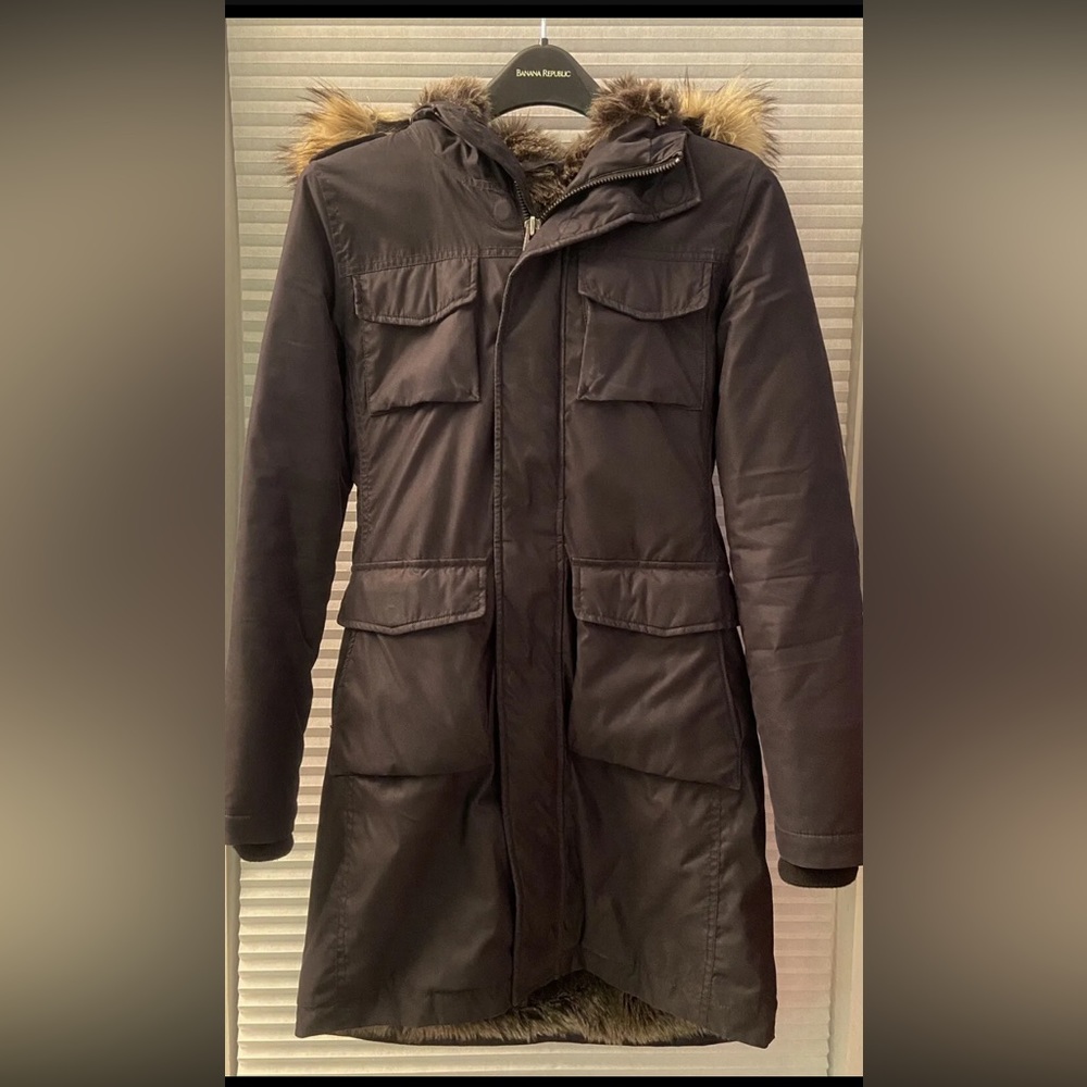 Aritzia TNA faux fur lined parka, black, XS